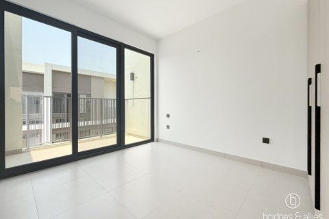 Villa in Dubai 4 bedrooms, 220 sq.m. № 77307 - photo 11