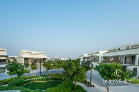 فيلا في دبي 4 غرف نوم, 271.3 م² رقم 77306 - صورة 19