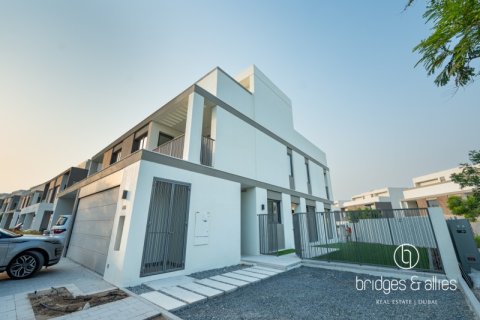 فيلا في دبي 4 غرف نوم, 271.3 م² رقم 77306 - صورة 20