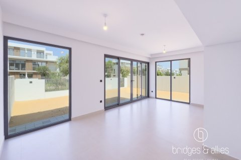 فيلا في دبي 4 غرف نوم, 308.3 م² رقم 77304 - صورة 4