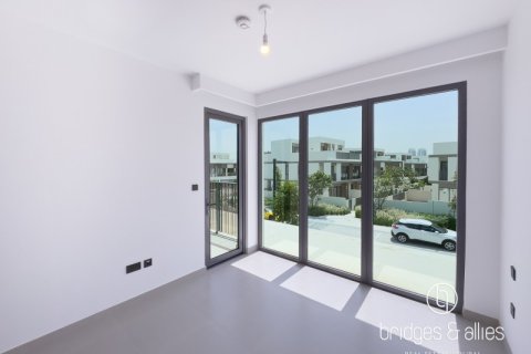 فيلا في دبي 4 غرف نوم, 308.3 م² رقم 77304 - صورة 24