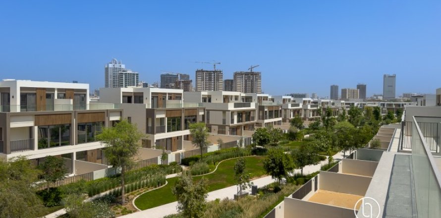 فيلا في دبي 4 غرف نوم, 308.3 م² رقم 77304