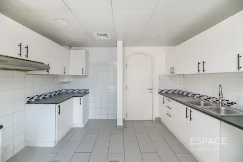 فيلا في Springs 14, The Springs, دبي 3 غرف نوم, 209 م² رقم 72445 - صورة 3