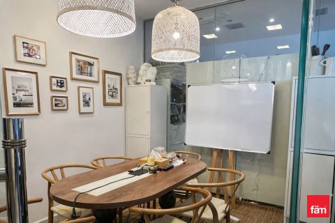 Oficina en Business Bay, Dubai, 90.1 m², № 84224 - foto 5