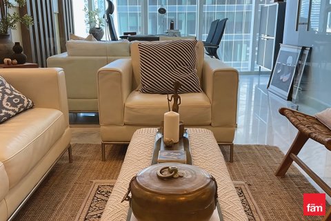 Oficina en Business Bay, Dubai, 90.1 m², № 84224 - foto 2