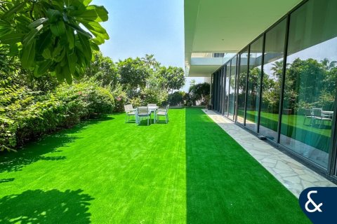 Apartment in Palm Jumeirah, Dubai 3 bedrooms, 486 sq.m. № 91334 - photo 2