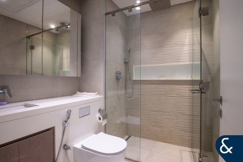 Apartment in Palm Jumeirah, Dubai 3 bedrooms, 486 sq.m. № 91334 - photo 12