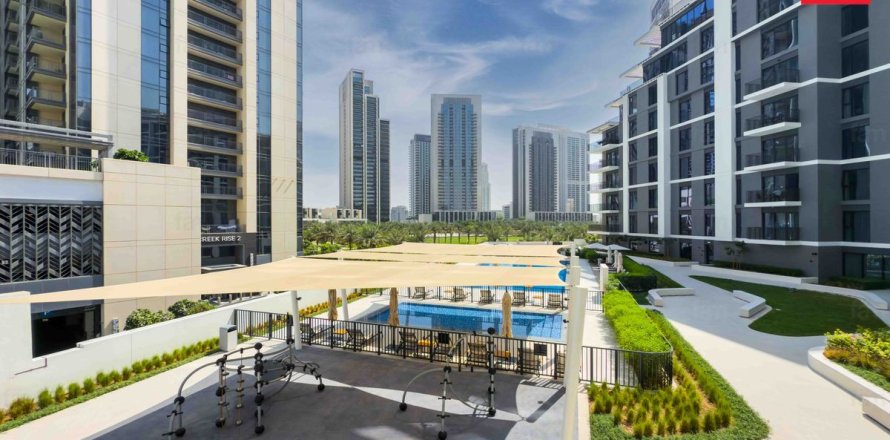 Apartamento en Dubai, 2 dormitorios, 104.2 m², № 55672