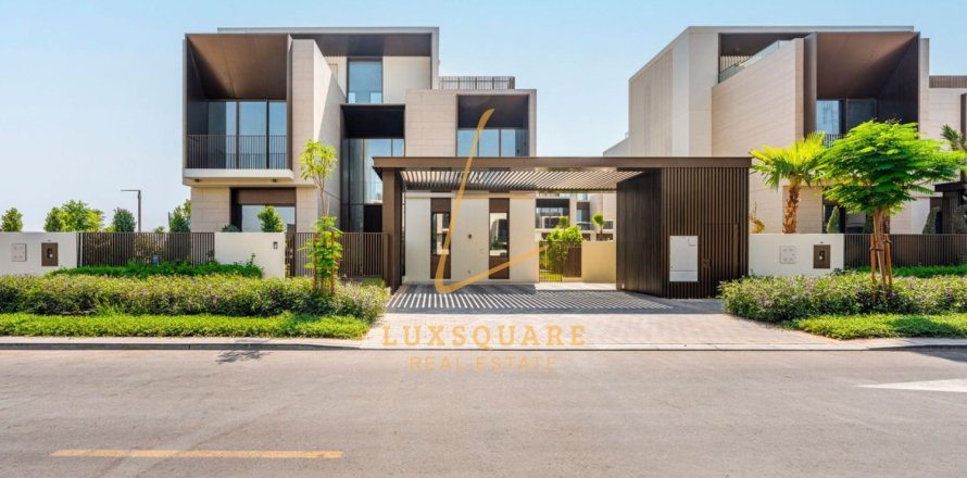 Вилла в Дубай Хилс Эстейт, Дубай, 5 спален, 875м², № 113432