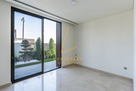 Villa en Dubai Hills Estate, Dubai, 5 dormitorios, 731 m², № 113431 - foto 21