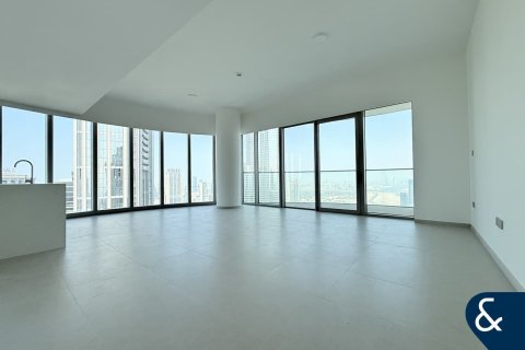 Apartment in Downtown Dubai (Downtown Burj Dubai), Dubai 3 bedrooms, 200 sq.m. № 75607 - photo 2