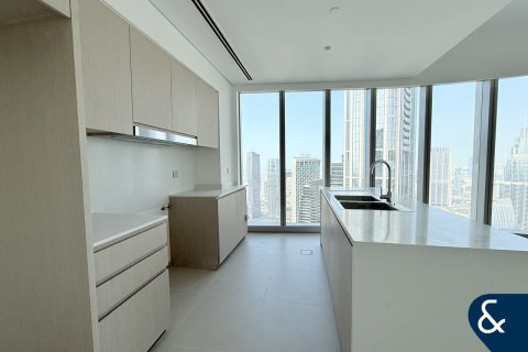 Apartment in Downtown Dubai (Downtown Burj Dubai), Dubai 3 bedrooms, 200 sq.m. № 75607 - photo 5