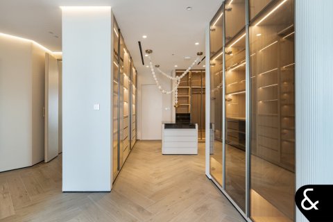 Villa en Garden Homes, Palm Jumeirah, Dubai, 4 dormitorios, 567 m², № 75606 - foto 24