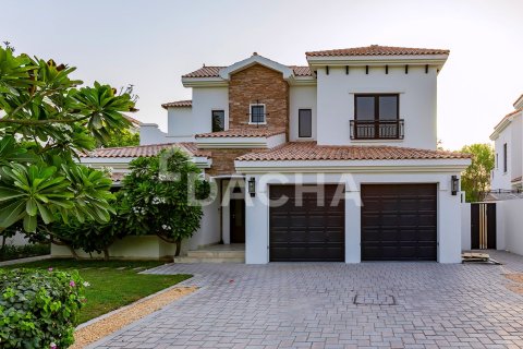 Villa en Jumeirah Golf Estates, Dubai, 4 dormitorios, 445 m², № 114856 - foto 25