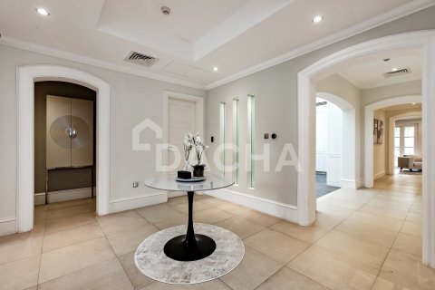 Villa en Jumeirah Golf Estates, Dubai, 4 dormitorios, 445 m², № 114856 - foto 27