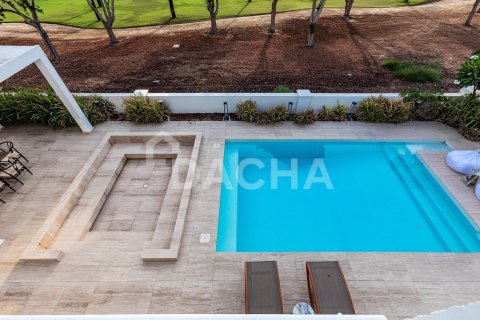 Villa en Jumeirah Golf Estates, Dubai, 4 dormitorios, 445 m², № 114856 - foto 22