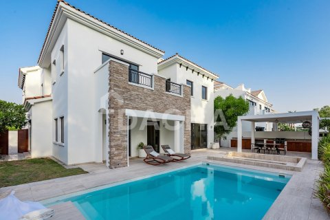 Villa en Jumeirah Golf Estates, Dubai, 4 dormitorios, 445 m², № 114856 - foto 21