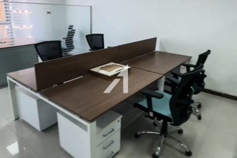 Oficina en Dubai, 82.5 m², № 58780 - foto 6