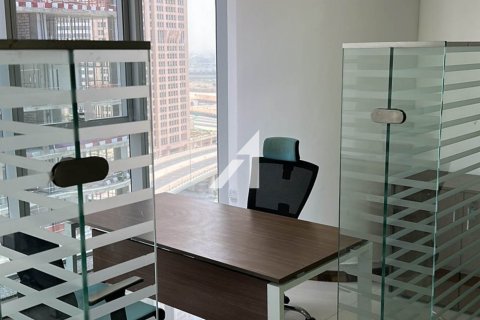 Oficina en Dubai, 82.5 m², № 58780 - foto 3