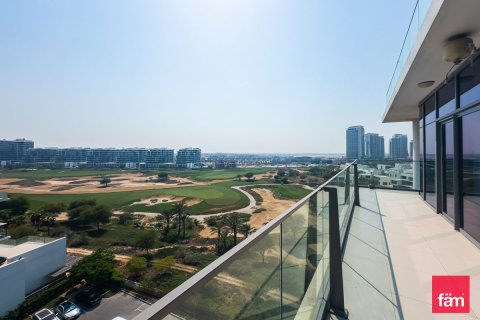 Apartment in Dubai 3 bedrooms, 189.8 sq.m. № 8240 - photo 1