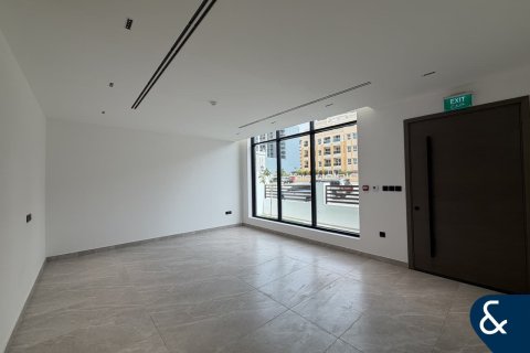 Villa en District 12, Jumeirah Village Circle, Dubai, 4 dormitorios, 27 m², № 91159 - foto 6