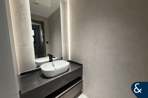 Villa en District 12, Jumeirah Village Circle, Dubai, 4 dormitorios, 27 m², № 91159 - foto 19