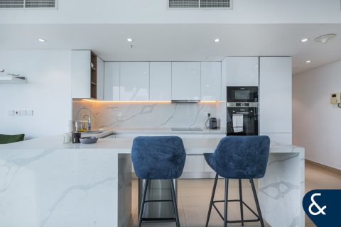 Apartment in Park Towers, DIFC, Dubai 2 bedrooms, 131 sq.m. № 91160 - photo 14