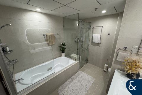 Apartamento en Downtown Dubai (Downtown Burj Dubai), Dubai, 2 dormitorios, 112 m², № 78626 - foto 25