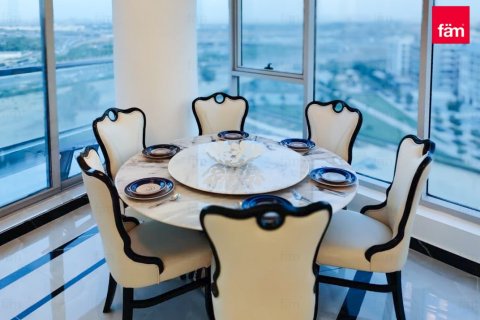 Apartment in Dubai 2 bedrooms, 117.1 sq.m. № 93389 - photo 2