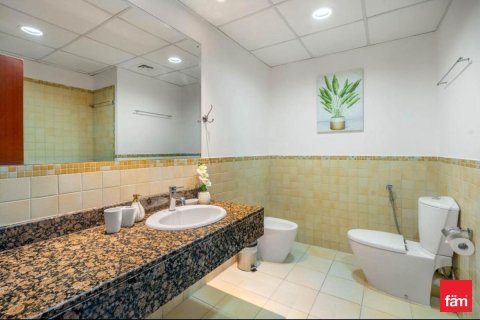 Apartment in Dubai 2 bedrooms, 131.5 sq.m. № 93384 - photo 23