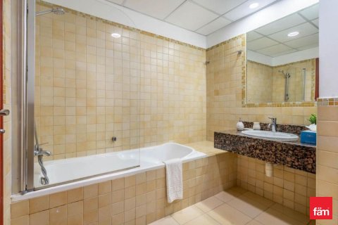 Apartment in Dubai 2 bedrooms, 131.5 sq.m. № 93384 - photo 22