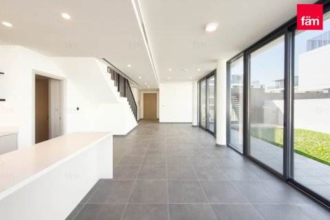 Villa en Dubai, 5 dormitorios, 420 m², № 85785 - foto 5