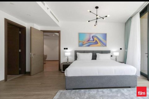 Снять в аренду квартиру в Дубае: 3 спальни, 177.8м², № 85779 - фото 9