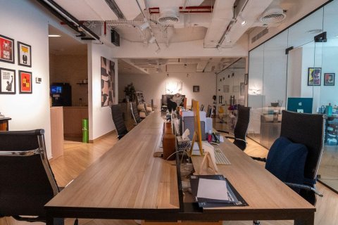 Office in Business Bay, Dubai 142 sq.m. № 49826 - photo 2