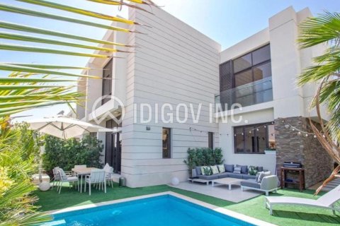 Снять в аренду виллу в DAMAC Hills (Akoya by DAMAC), Дубай: 4 спальни, 388м², № 49825 - фото 10
