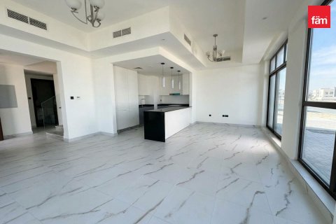 Villa à Dubai, 4 chambres, 288 m², № 137580 - photo 3