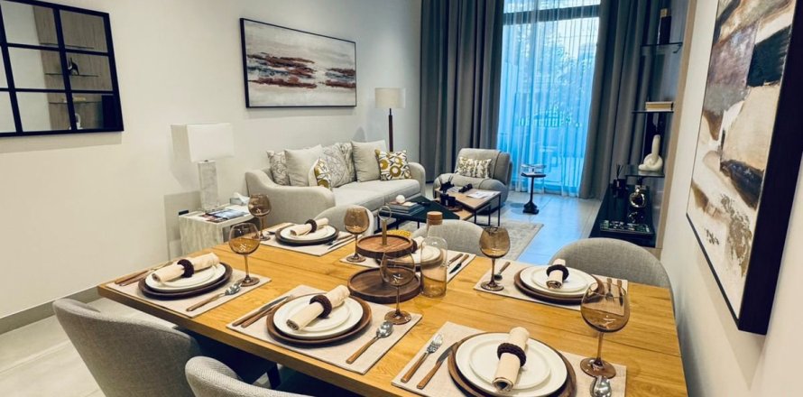 Apartment in Dubai 2 bedrooms, 123.6 sq.m. № 90658