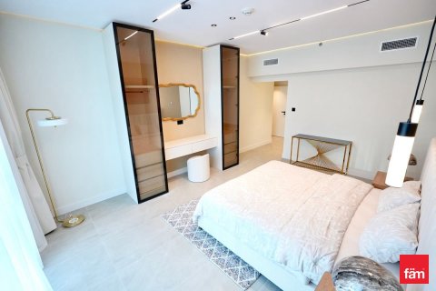 Снять в аренду квартиру в Дубае: 2 спальни, 149.6м², № 90657 - фото 18