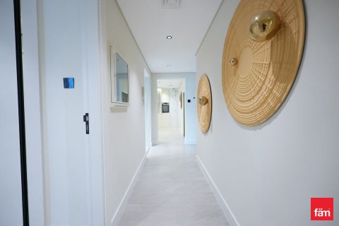 Снять в аренду квартиру в Дубае: 2 спальни, 149.6м², № 90657 - фото 15