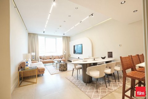 Снять в аренду квартиру в Дубае: 2 спальни, 149.6м², № 90657 - фото 2