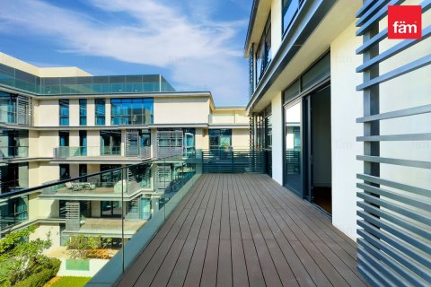 Снять в аренду квартиру в Аль-Васле, Дубай: 4 спальни, 272.7м², № 90659 - фото 29