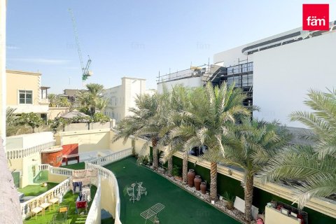 Villa en Dubai, 7 dormitorios, 1723.7 m², № 90669 - foto 14