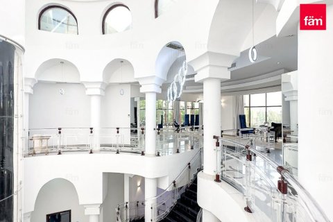 Villa en Dubai, 7 dormitorios, 1723.7 m², № 90669 - foto 25