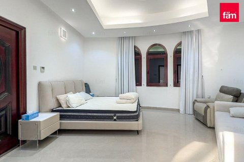 Villa en Dubai, 7 dormitorios, 1723.7 m², № 90669 - foto 7