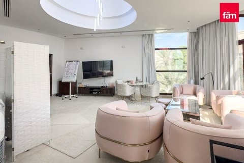 Villa en Dubai, 7 dormitorios, 1723.7 m², № 90669 - foto 16