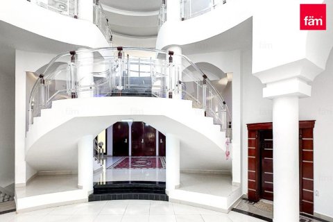 Villa en Dubai, 7 dormitorios, 1723.7 m², № 90669 - foto 17