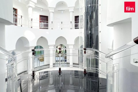 Villa en Dubai, 7 dormitorios, 1723.7 m², № 90669 - foto 20