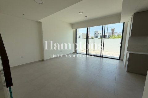 Adosado en Arabian Ranches 3, Dubai, 4 dormitorios, 273.04191700 m², № 110561 - foto 7