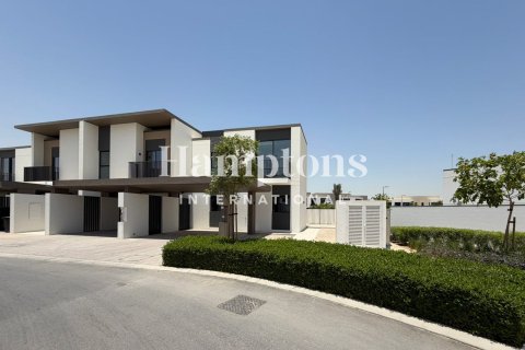 Adosado en Arabian Ranches 3, Dubai, 4 dormitorios, 273.04191700 m², № 110561 - foto 16