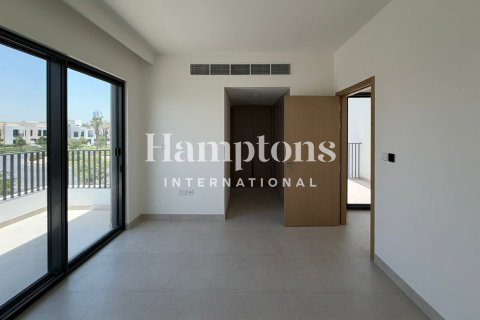 Adosado en Arabian Ranches 3, Dubai, 4 dormitorios, 273.04191700 m², № 110561 - foto 8